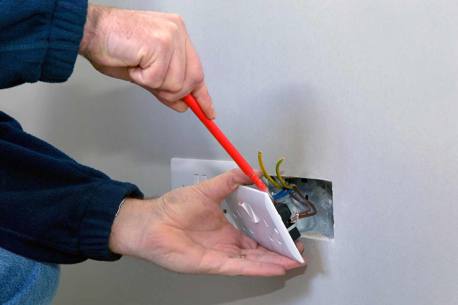 Our electricians can install plug sockets for domestic and commercial proeprties in Attleborough and the local area. 
